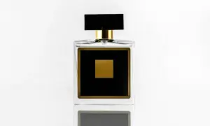 Czym się różni woda perfumowana od toaletowej? Odkryj kluczowe różnice