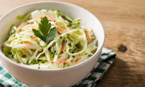 Coleslaw KFC w domu: Sekretny przepis na smak lepszy niż oryginał!