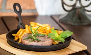 Kudowa-Zdrój: Gdzie zjeść? Odkryj najlepsze restauracje i smaki