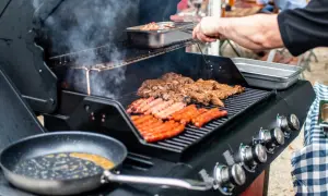 Jaki mini grill gazowy wybrać? Ranking, porady, ceny na balkon