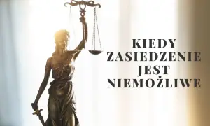 Figurka Temidy z wagą i mieczem, symbol sprawiedliwości. Tekst: Kiedy zasiedzenie jest niemożliwe.