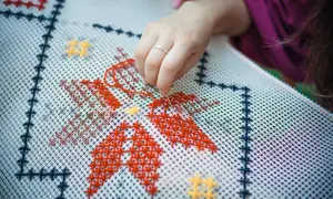 Samodzielna naprawa szwu na kanapie: Poradnik DIY krok po kroku