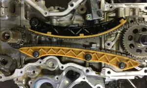 Rozrząd Honda Civic 1.8: Łańcuch na lata? Poznaj koszty serwisu.