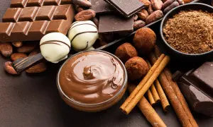 Czekolada: ile ma kcal? Gorzka, mleczna, biała wybierz świadomie!