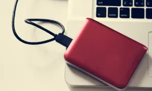 Jaki pendrive do Windows 11? Wybierz najlepszy nośnik bez ryzyka utraty danych
