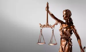 Temida z wagą i mieczem, symbol sprawiedliwości. Co po przegranej apelacji?