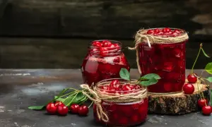 Jak przechować wiśnie z nalewki, by nie straciły smaku i świeżości