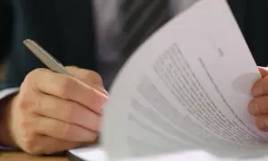 Czy skarb państwa jest osobą prawną? Poznaj jego prawa i obowiązki