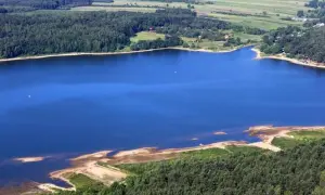 Jezioro Chańcza Świętokrzyskie – idealne miejsce na wypoczynek i ryby