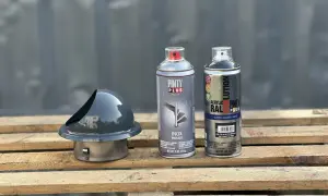 Farba do metalu na zewnątrz: Jak wybrać i nie żałować?