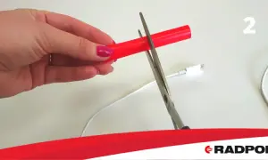 Jak naprawić kabel ładowarki? Poradnik DIY i oszczędność.
