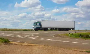 Jak założyć spedycję międzynarodową? Kompletny poradnik krok po kroku