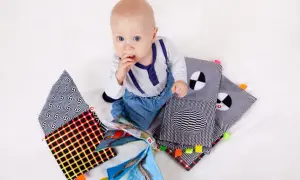 Przytulanka sensoryczna od kiedy? Odkryj najlepszy czas na wprowadzenie