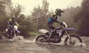 Jakie enduro do lasu? Poradnik dla początkujących i amatorów
