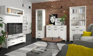Dekoracja komody w salonie: 7 trików, które odmienią wnętrze!