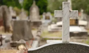 Ile kosztuje miejsce na cmentarzu w Siedlcach? Sprawdź ceny i opłaty