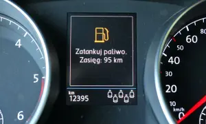 VW Touran: Pojemność baku (60/58L) i rezerwa. Ile przejedziesz?