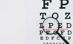 Astygmatyzm co to jest? Odzyskaj ostre widzenie! Diagnoza i leczenie.