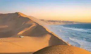 Pogoda w Afryce: Kiedy jechać na safari, plażę i pustynię?