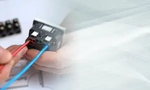 Jak dobrać odpowiedni przekrój kabla do instalacji elektrycznej?
