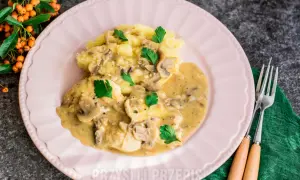 Bitki drobiowe w sosie: Przepis na obiad jak u mamy!