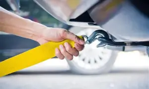 Holowanie pojazdu jakie światła - uniknij niebezpieczeństwa na drodze