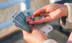 Jak wyliczyć fundusz zdrowotny nauczycieli? Kluczowe informacje i przykłady