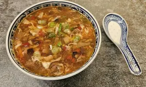 Sauer-Scharf-Suppe: Authentisches Rezept & Tipps für Restaurant-Geschmack