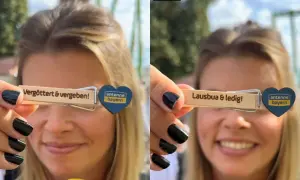 Frau hält Wäscheklammer mit Aufschrift "Lausbua & ledig!" und Antenne Bayern Logo. Beziehungsstatus: ledig.