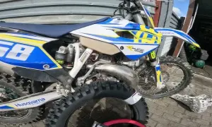 Husqvarna WR 250 - pełne specyfikacje, opinie i porównania modeli