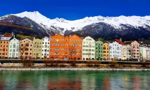 Innsbruck atrakcje: Odkryj niezwykłe miejsca, które musisz zobaczyć