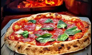Pizza Napolitaine maison : Le secret d'une pâte et cuisson parfaites