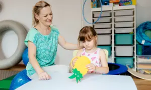 Terapia sensoryczna: Co to, dla kogo i jak wspiera rozwój dziecka?