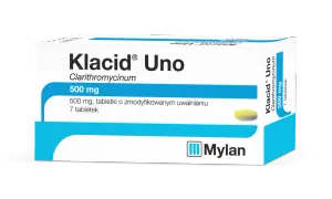 Opakowanie leku Klacid Uno 500 mg z jedną tabletką. Klacid to antybiotyk.