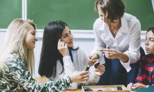 Kim jest pedagog szkolny i jak może pomóc Twojemu dziecku?
