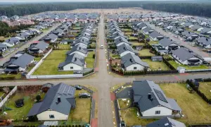 Nowe osiedle domów jednorodzinnych, idealne miejsce do życia. Zastanawiasz się, jak zostać deweloperem? Zacznij od wizualizacji takich projektów!