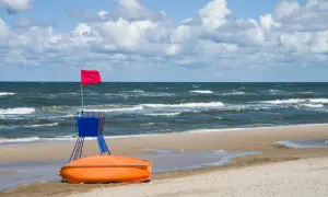 Sztormy na Bałtyku - kiedy są i jak uniknąć niebezpieczeństw
