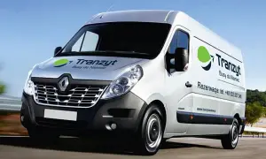 Bus z adresu pod adres: Koszty (350-800 zł) i jak oszczędzić?