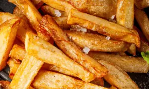 Jak przyprawić frytki? Sekrety smaku lepszego niż z restauracji!