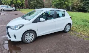 Toyota Yaris LEwarek gdzie jest dostępny? Sprawdź lokalizację i opinie