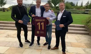 Zarobki piłkarzy Pogoni Szczecin - zaskakujące różnice w wynagrodzeniach