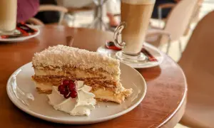 Tanie jedzenie w Mielnie: Gdzie zjeść smacznie i niedrogo?