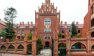 Uniwersytet Mikołaja Kopernika: Kluczowe informacje o uczelni w Toruniu