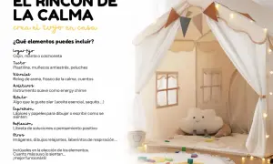 Tienda infantil decorada con luces y guirnaldas, creando un rincón de la calma con cojines, juguetes y elementos sensoriales.