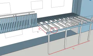Plan för att bygga balkong på stolpar. En 6m lång och 2m djup konstruktion med räcke.