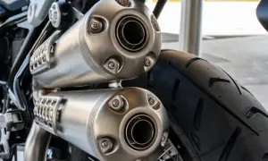 Jak strzelać z wydechu w motocyklu bez ryzyka uszkodzenia silnika