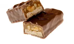 Ile kalorii ma Snickers? Zaskakujące fakty o jego wartości energetycznej