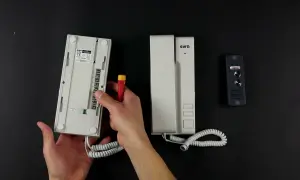 Jak podłączyć domofon 2 przewodowy Cyfral - unikaj błędów w instalacji