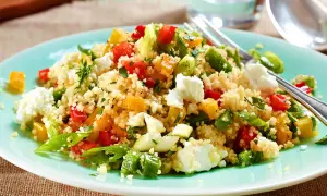 Blitzschnelle Salate: Einfache Rezepte für jeden Tag (unter 15 Min.)