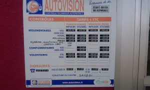 Tableau des tarifs du contrôle technique Autovision. Le contrôle technique prix varie selon le type de véhicule (essence, diesel, hybride, électrique) et le type de visite (réglementaire, complémentaire, volontaire).